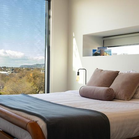 Luxury 2 Bedroom Cbd Apartment With Free Parking Christchurch Esterno foto