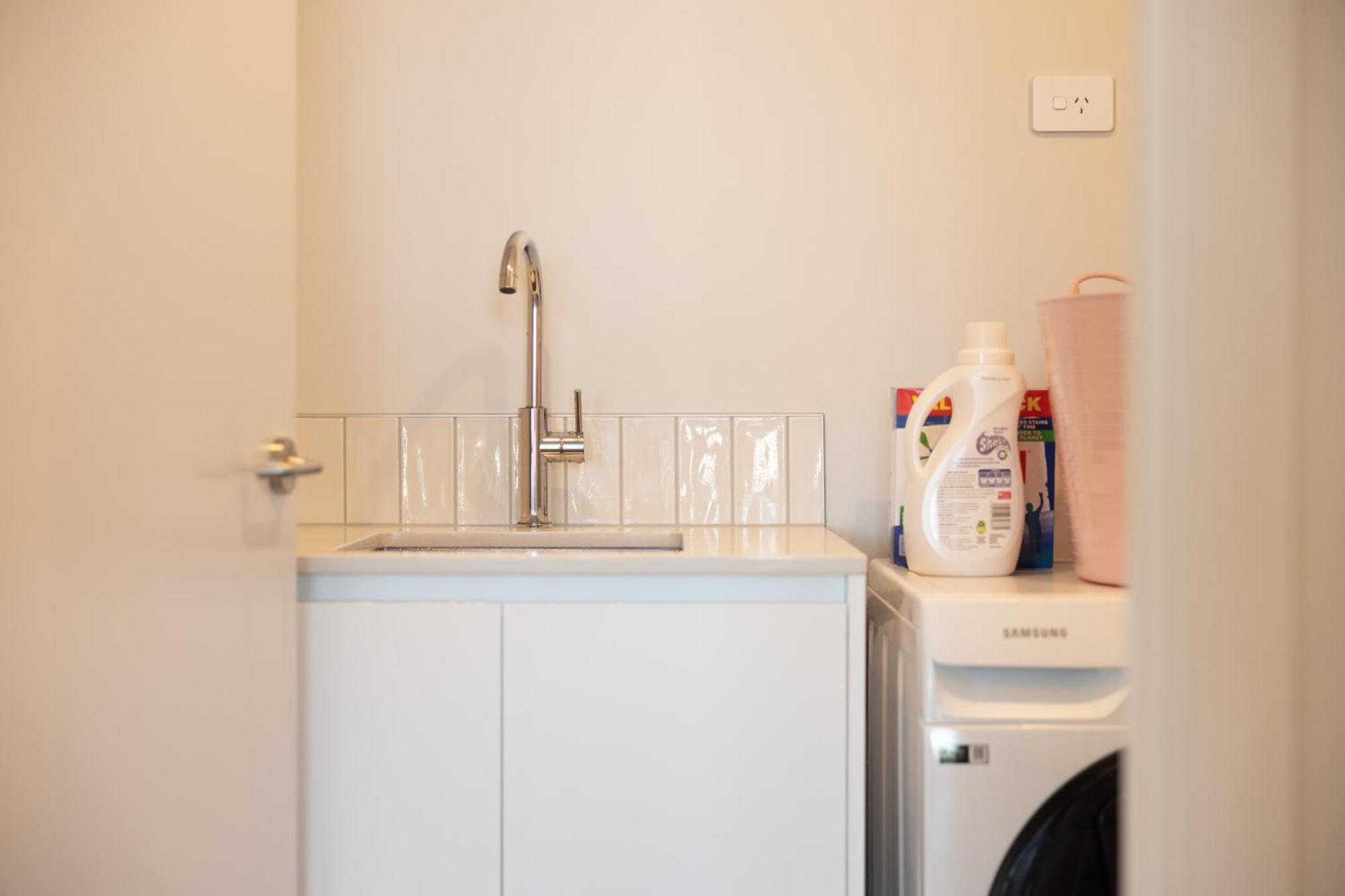 Luxury 2 Bedroom Cbd Apartment With Free Parking Christchurch Esterno foto