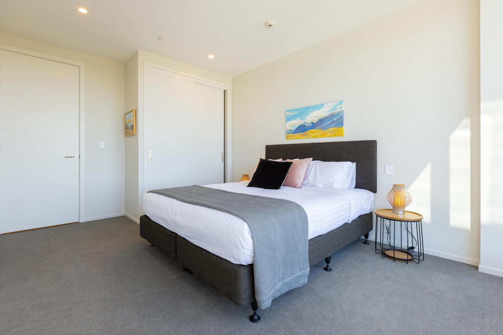 Luxury 2 Bedroom Cbd Apartment With Free Parking Christchurch Esterno foto