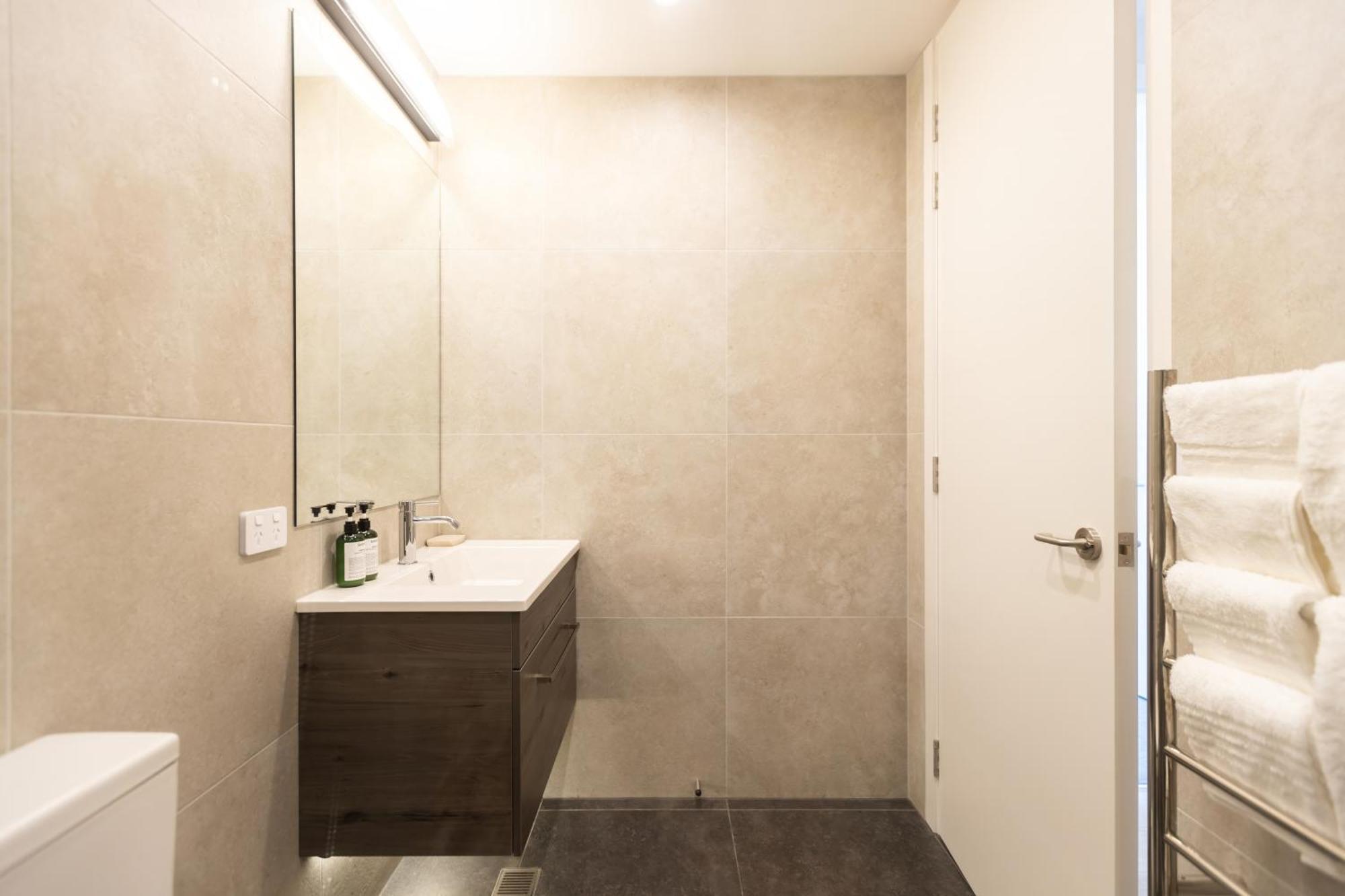 Luxury 2 Bedroom Cbd Apartment With Free Parking Christchurch Esterno foto