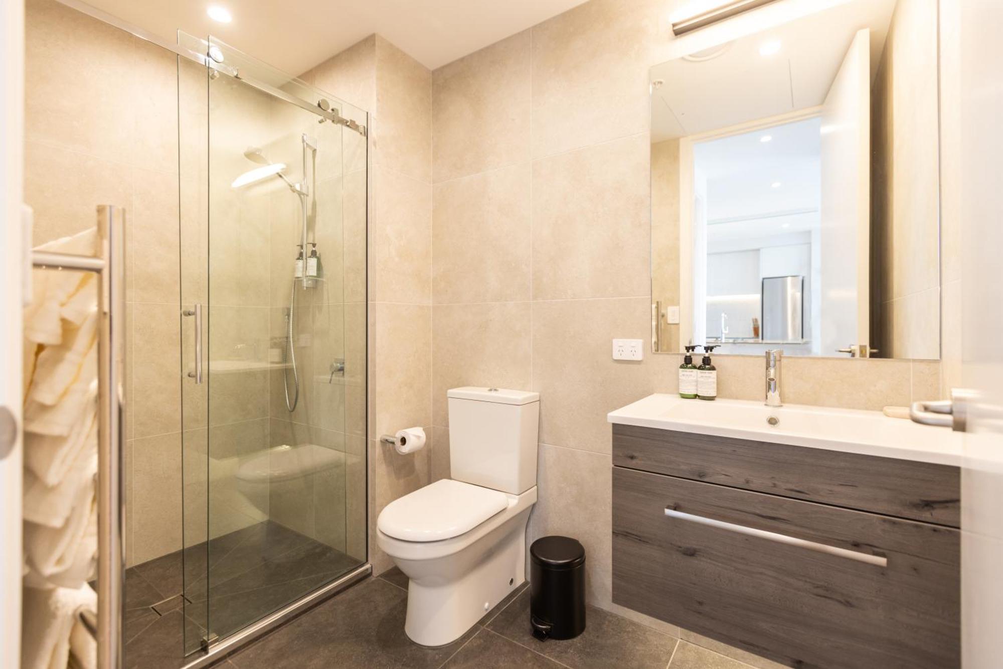 Luxury 2 Bedroom Cbd Apartment With Free Parking Christchurch Esterno foto